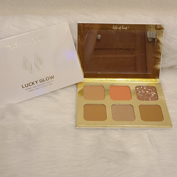 TRUE &  LUSCIOUS Other - LUCKY GLOW PALLET